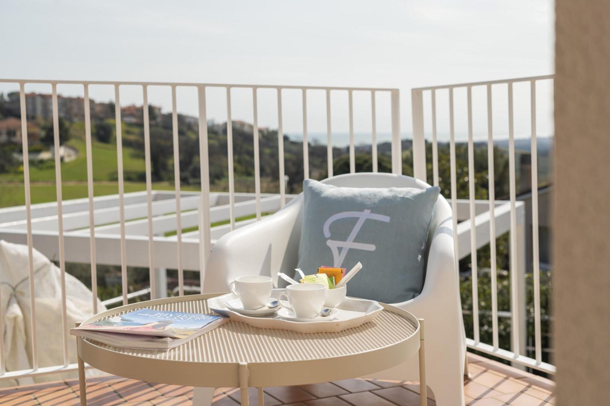 Bed&Breakfast Filomare Numana Bagian luar foto